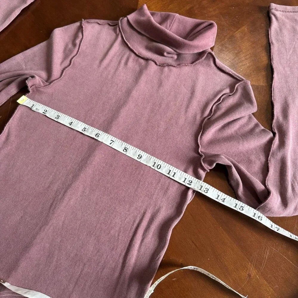 We The Free/Free People Mauve Exposed Seam Turtleneck Top OB2094332 Womens Sz XS